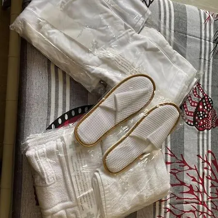 Nene Al Mare Con Posto Auto Wifi E Idromassaggio شقة