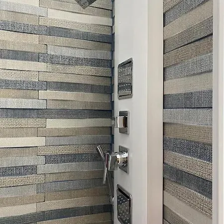 Nene Al Mare Con Posto Auto Wifi E Idromassaggio 圣玛格丽塔－利古雷